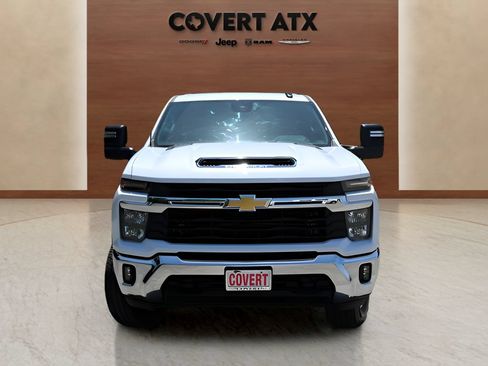 Used 2025 Chevrolet Silverado 2500 LT w/ Convenience Package AWD/4WD image 8