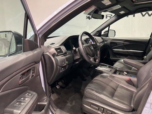 Used 2022 Honda Pilot TrailSport image 11