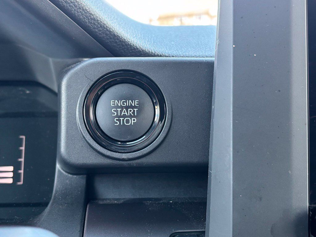 Used 2026 Toyota Tacoma SR5 AWD/4WD image 22