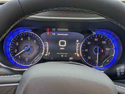 New 2026 Chrysler Pacifica Select FWD image 17