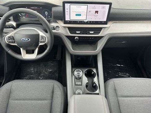 New 2026 Ford Explorer Active image 37