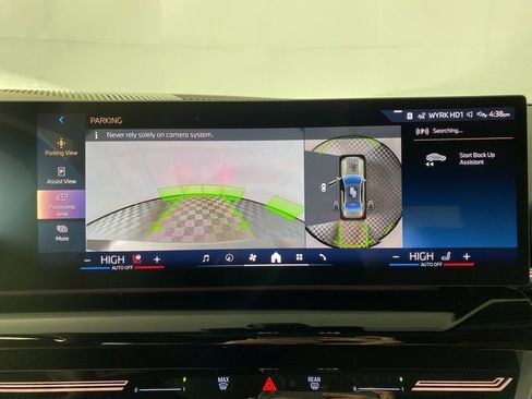 New 2026 BMW 530i xDrive w/ Premium Package image 17