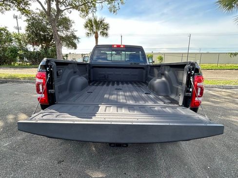 Used 2024 RAM 3500 Tradesman image 31