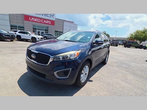 Used 2016 Kia Sorento FWD image 46