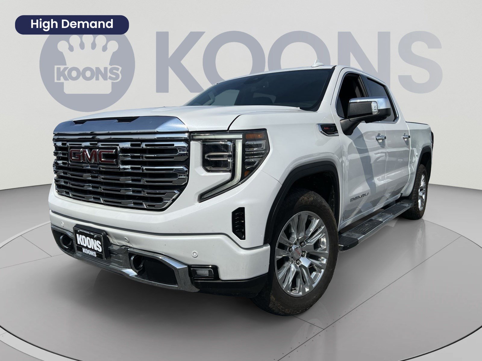 Used 2023 GMC Sierra 1500 Denali AWD/4WD image 1