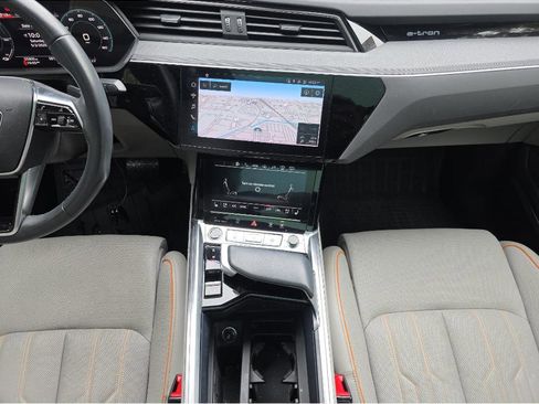 Used 2024 Audi Q8 e-tron Prestige w/ Prestige Package AWD/4WD image 11