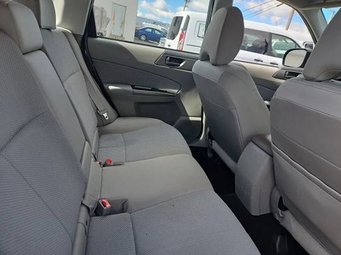 Used 2013 Subaru Forester 2.5X AWD/4WD image 8