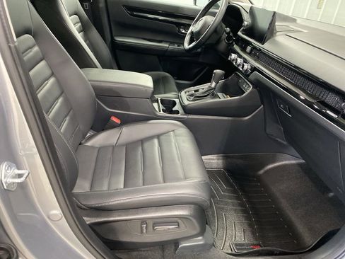 Used 2025 Honda CR-V EX-L image 15