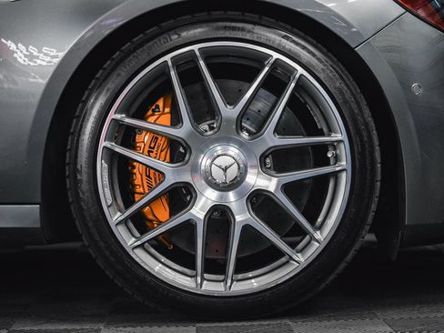 Used 2019 Mercedes-Benz E 63 AMG S w/ Driver Assistance Package image 20