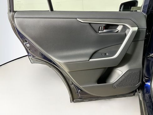 Used 2020 Toyota RAV4 XSE image 27