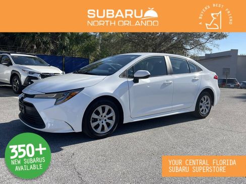 Used 2025 Toyota Corolla LE FWD image 1
