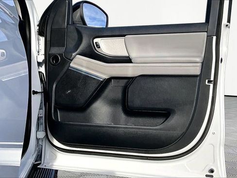 Certified 2025 Ford Expedition Max Active image 24