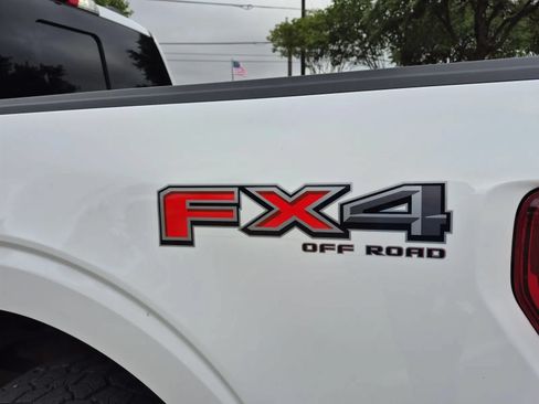 Used 2022 Ford F150 Lariat AWD/4WD image 9