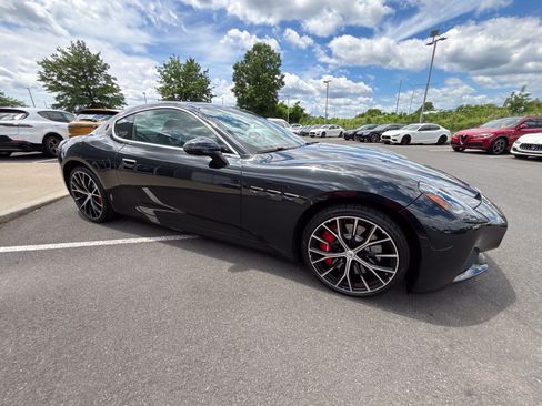 Used 2024 Maserati GranTurismo Modena AWD/4WD image 9