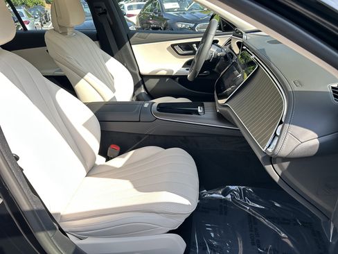 New 2026 Mercedes-Benz E 450 4MATIC Sedan image 45