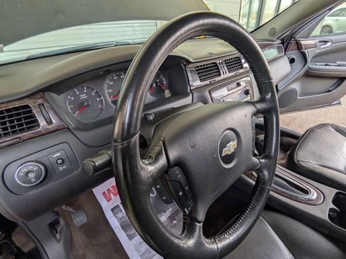 Used 2014 Chevrolet Impala LTZ image 10