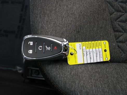 Used 2024 Chevrolet Equinox LT image 7