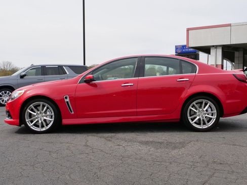 Used 2015 Chevrolet SS RWD image 45