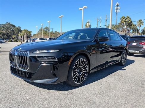 New 2026 BMW 740i w/ Executive Package image 9
