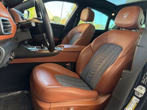 Certified 2022 Maserati Levante GT image 15