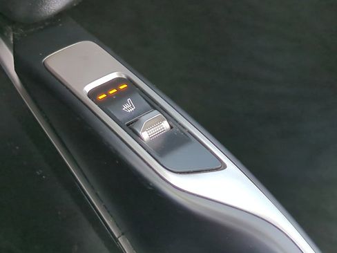 Used 2021 Kia Sorento S image 30