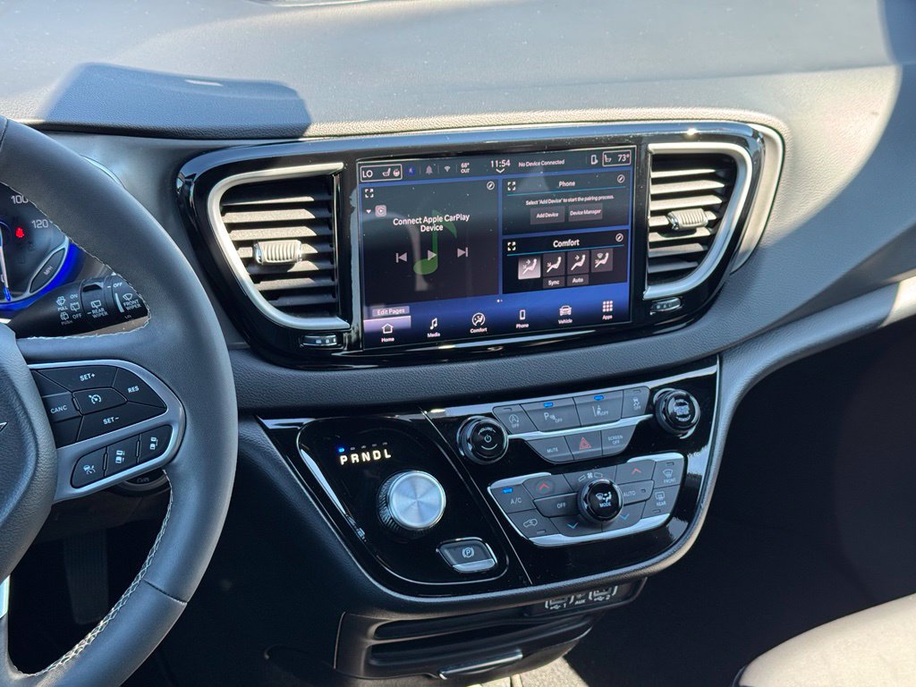 Used 2025 Chrysler Pacifica Select FWD image 29