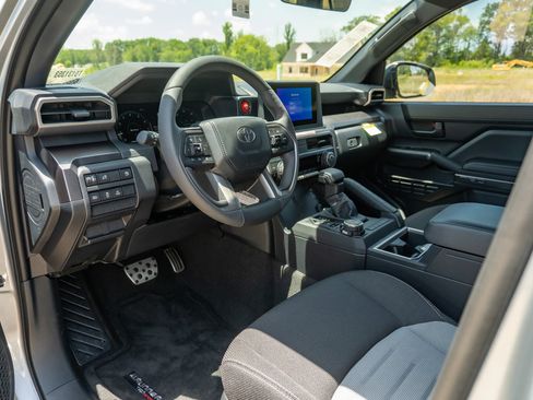 Used 2026 Toyota 4Runner TRD Sport AWD/4WD image 11