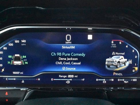 Certified 2025 Chevrolet Silverado 2500 LT w/ Convenience Package image 17