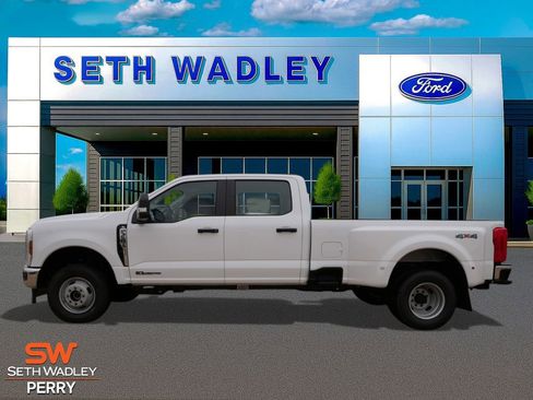 New 2026 Ford F350 XL image 3