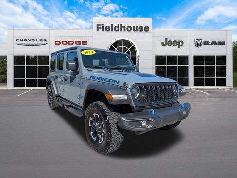 Used 2024 Jeep Wrangler Unlimited Rubicon 4xe w/ Safety Group AWD/4WD image 3
