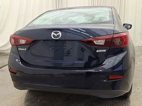Used 2018 MAZDA MAZDA3 Sport w/ Preferred Equipment Package image 2