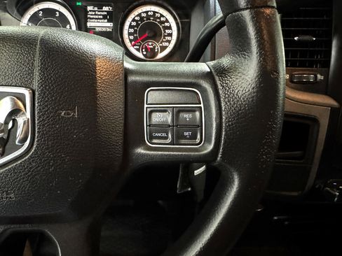 Used 2018 RAM 2500 Tradesman w/ Cold Weather Group image 21