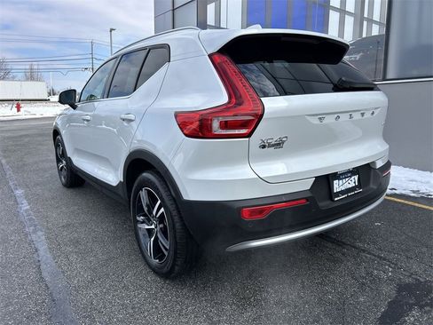 Certified 2023 Volvo XC40 B5 Plus w/ Driver Assist Package image 6