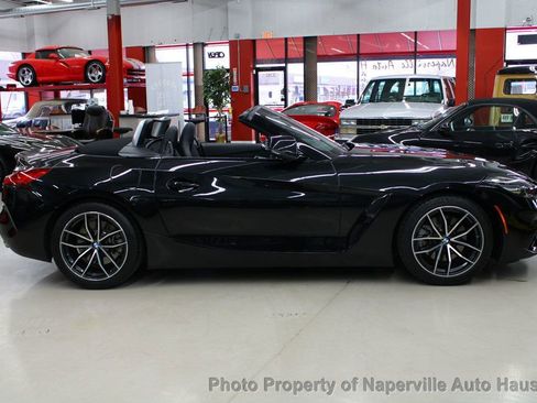 Used 2022 BMW Z4 sDrive30i w/ Driving Assistance Package image 8