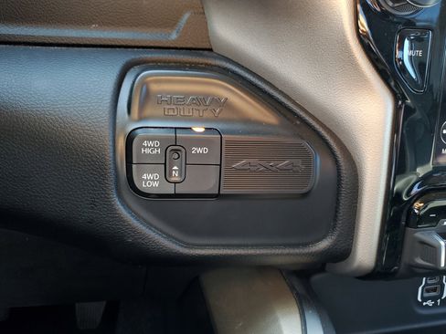 Used 2021 RAM 2500 Laramie image 28