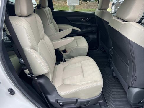 Certified 2025 Subaru Ascent Premium w/ Popular Package #2 image 15