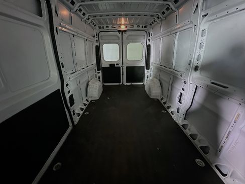 Used 2023 RAM ProMaster 2500 FWD image 28