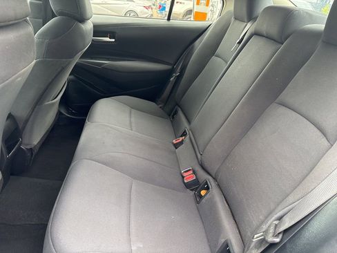 Used 2021 Toyota Corolla LE FWD image 14