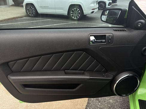 Used 2013 Ford Mustang GT w/ Electronics Pkg image 20