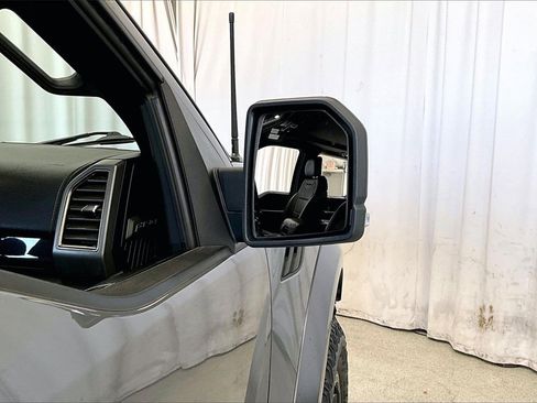 Used 2018 Ford F150 Raptor w/ Equipment Group 802A Luxury image 11