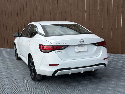 Used 2025 Nissan Sentra SV image 14