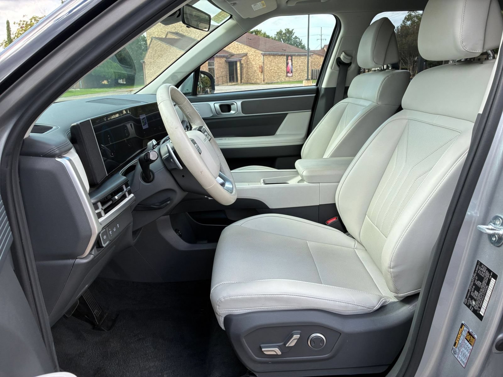 Used 2026 Hyundai Santa Fe SEL FWD image 28
