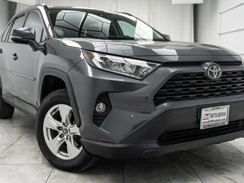 Used 2021 Toyota RAV4 XLE image 1