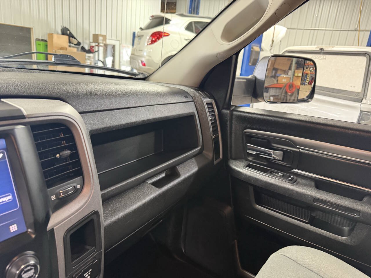 Used 2022 RAM 2500 Tradesman w/ Protection Group AWD/4WD image 15