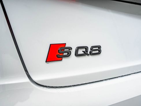 Used 2023 Audi SQ8 Prestige AWD/4WD image 21