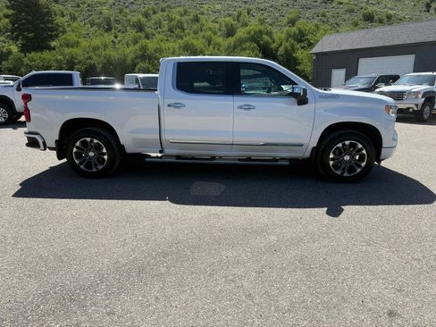 Used 2023 Chevrolet Silverado 1500 High Country w/ Max Trailering Package AWD/4WD image 6
