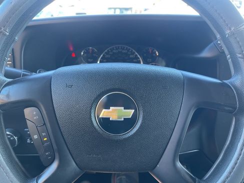 Used 2011 Chevrolet Express 3500 LT w/ LT Preferred Equipment Group image 9