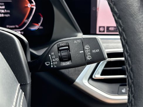 Used 2022 BMW X5 sDrive40i w/ Premium Package image 25