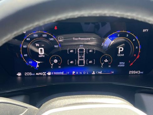 Used 2023 Chevrolet Colorado ZR2 w/ ZR2 Convenience Package III AWD/4WD image 25