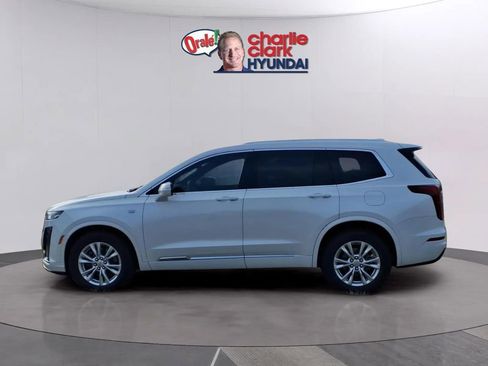 Used 2023 Cadillac XT6 Luxury w/ LPO, Floor Liner Package FWD image 2